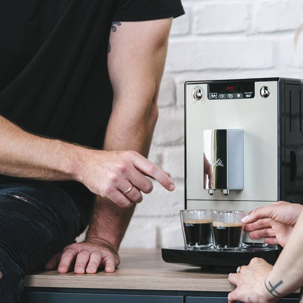 Melitta Solo Sandy Grey, Machine à Café à Grains avec Broyeur et Système d'Extraction des Arômes, Affichage LED, Mode 1 à 2 Tasses, Expresso, Automati