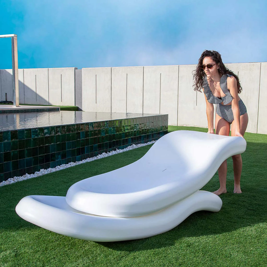 Chaise longue Rasa pour piscines, hôtels et clubs de plage
