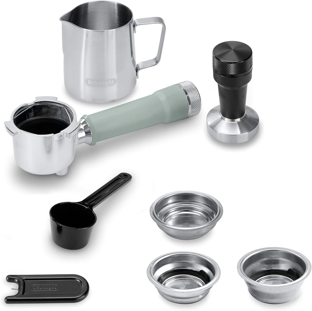 Machine à café De'Longhi Dedica - Acier inoxydable, pompe, pour café moulu ou dosettes, expresso et cappuccino, réservoir de 1,3 litre, système anti-gouttes, modèle EC685.M, couleur métal