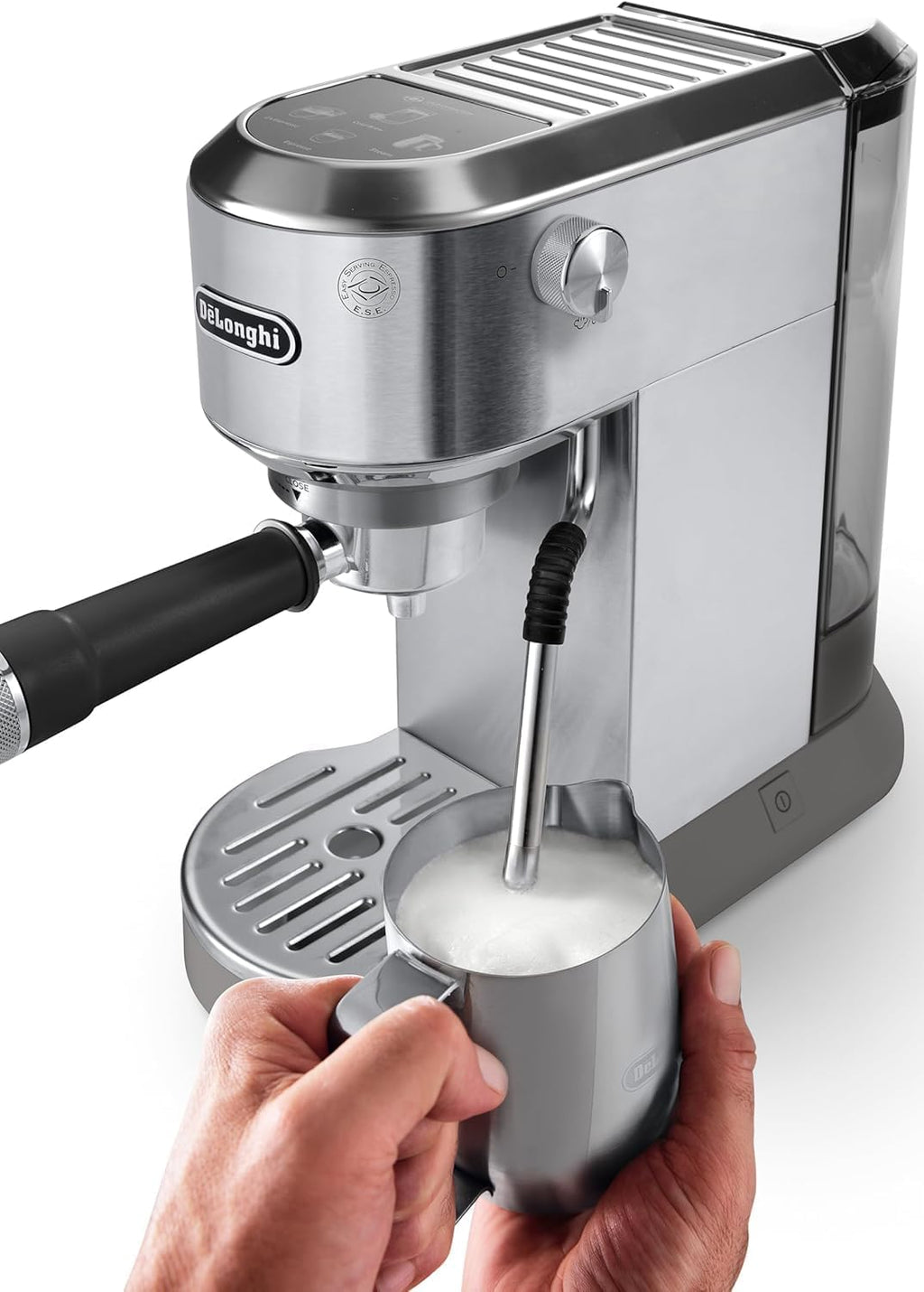 Machine à café De'Longhi Dedica - Acier inoxydable, pompe, pour café moulu ou dosettes, expresso et cappuccino, réservoir de 1,3 litre, système anti-gouttes, modèle EC685.M, couleur métal