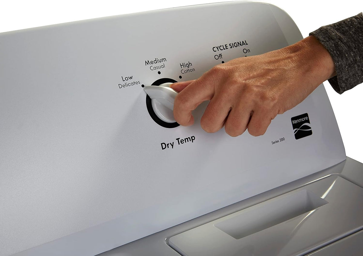 Sèche-linge électrique Kenmore à chargement frontal de 74 cm (29 po) avec protection anti-froissage et capacité totale de 198 litres (7 pi³), blanc
