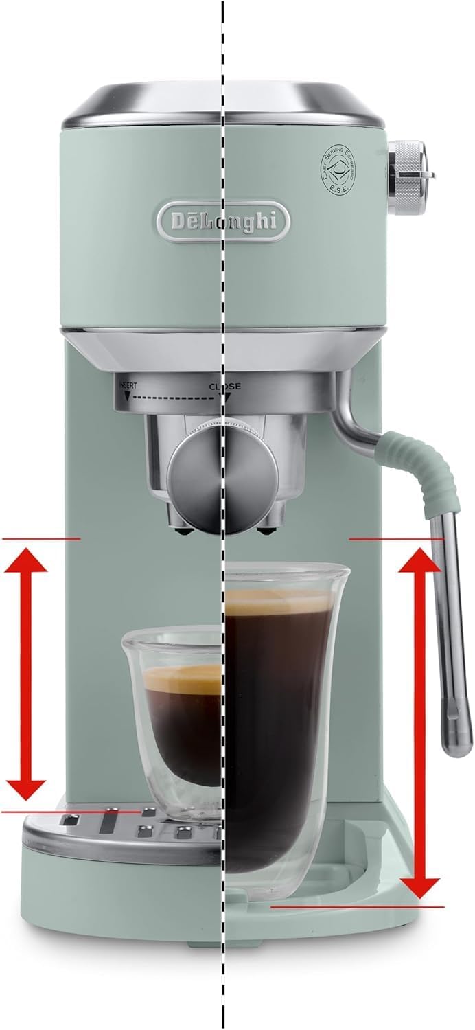 Machine à café De'Longhi Dedica - Acier inoxydable, pompe, pour café moulu ou dosettes, expresso et cappuccino, réservoir de 1,3 litre, système anti-gouttes, modèle EC685.M, couleur métal